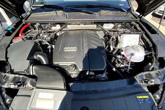 Certified 2025 Audi Q5 2.0T Premium Plus w/ Premium Plus Package AWD/4WD image 10