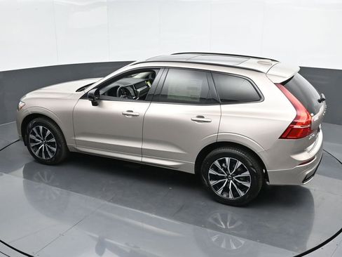 New 2025 Volvo XC60 B5 Core w/ Protection Package Premier AWD/4WD image 36