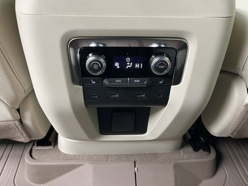 New 2026 GMC Yukon Denali image 25