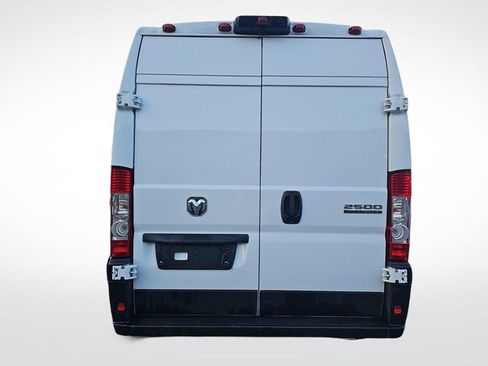 Used 2026 RAM ProMaster 2500 w/ Convenience Group FWD image 7