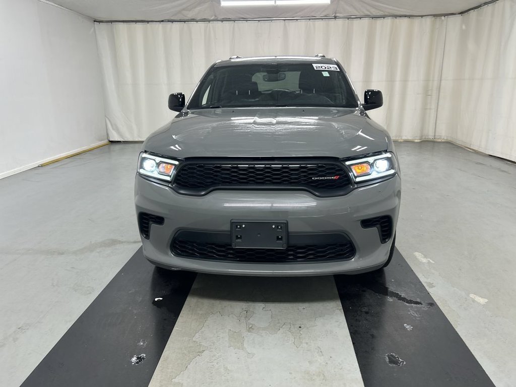 Used 2023 Dodge Durango GT w/ Blacktop Package AWD/4WD image 3