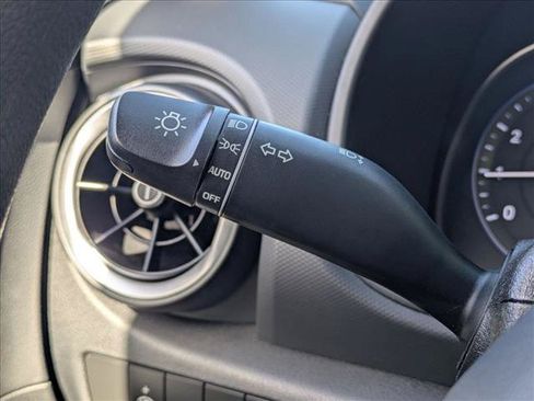 Used 2022 Hyundai Kona SE FWD image 12