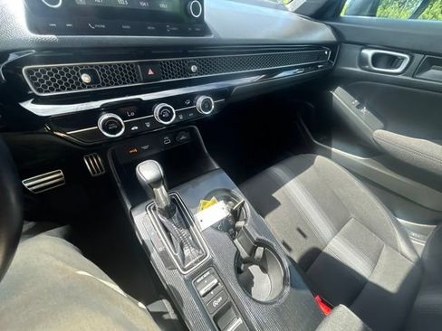 Used 2023 Honda Civic Sport image 18