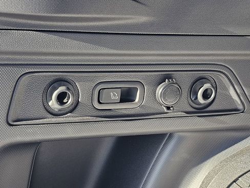 Certified 2025 Subaru Forester Wilderness w/ Wilderness Package image 14