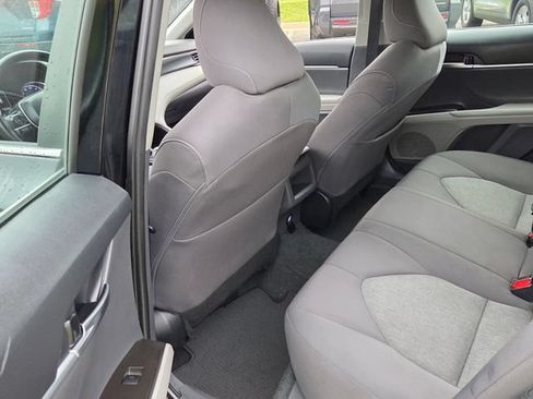Used 2023 Toyota Camry LE FWD image 7