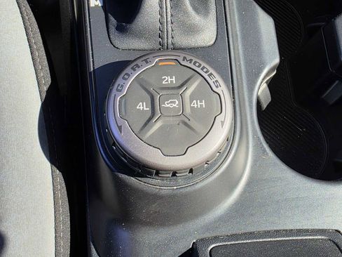 Used 2024 Ford Bronco Black Diamond AWD/4WD image 18