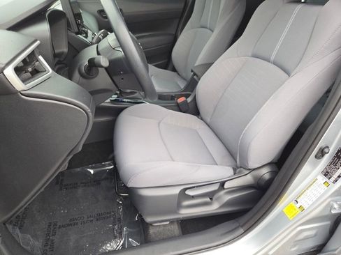 Used 2024 Toyota Corolla Cross AWD Hybrid image 6