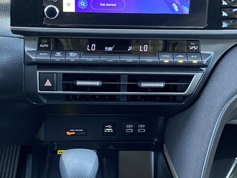 Used 2026 Toyota Camry LE w/ Convenience Package FWD image 14