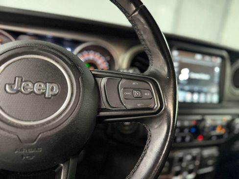 Used 2020 Jeep Gladiator Sport w/ Quick Order Package 24S AWD/4WD image 27