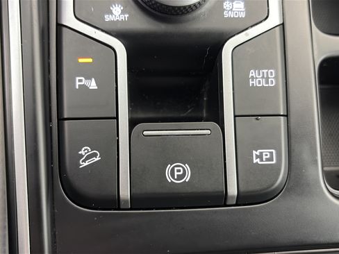 Used 2023 Kia Sorento EX AWD/4WD image 33