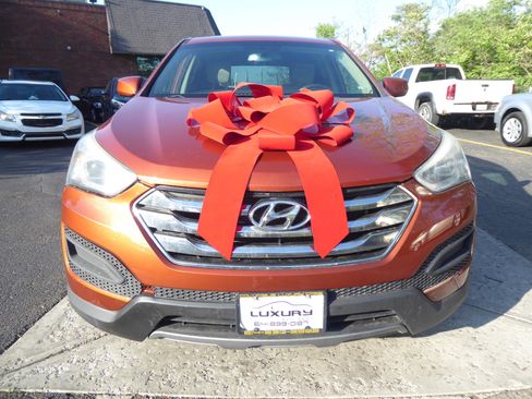 Used 2014 Hyundai Santa Fe Sport FWD image 4