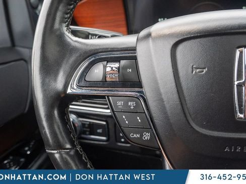 Used 2021 Lincoln Navigator L Reserve RWD image 11