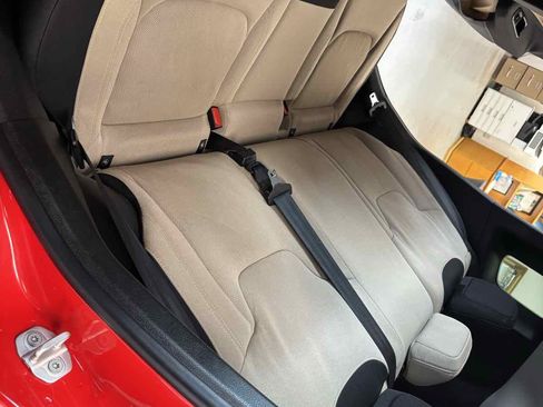 Used 2016 Jeep Renegade Sport w/ Power & Air Group image 24