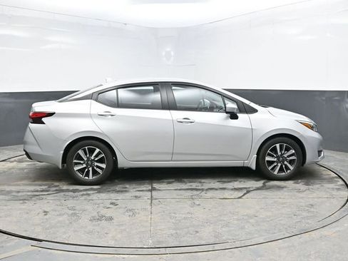 Used 2025 Nissan Versa SV w/ Trunk Package image 8