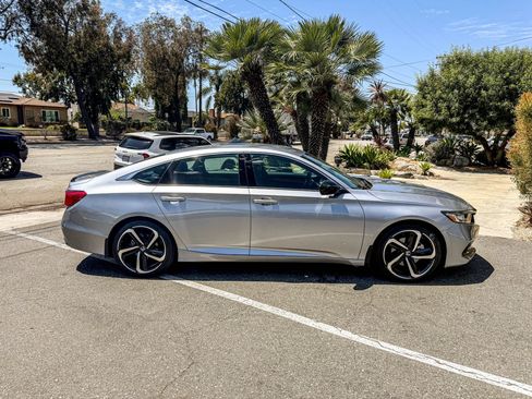 Used 2022 Honda Accord Sport image 16