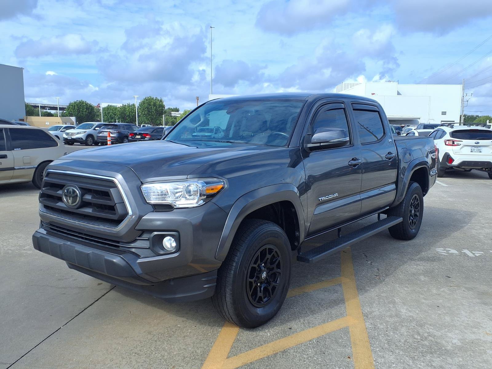 Used 2022 Toyota Tacoma SR5 w/ Technology Package RWD image 19