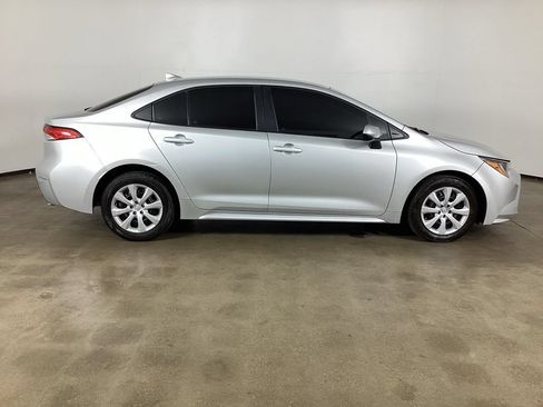 Used 2023 Toyota Corolla LE FWD image 5