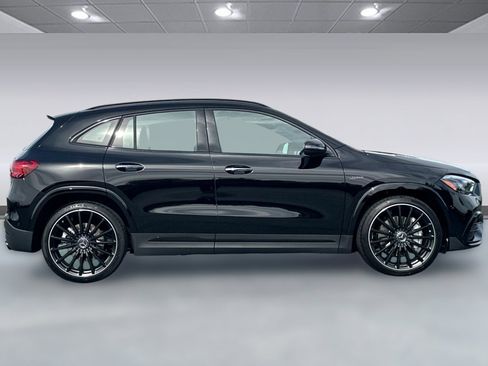New 2026 Mercedes-Benz GLA 35 AMG 4MATIC image 7
