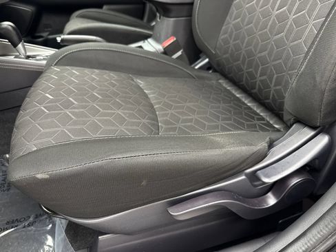 Used 2022 Mitsubishi Outlander Sport ES FWD image 34