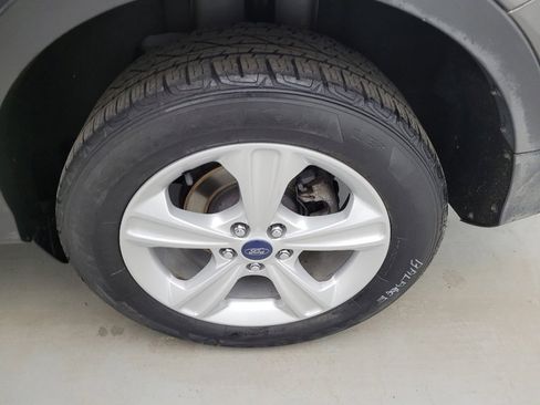 Used 2014 Ford Escape SE w/ Equipment Group 201A AWD/4WD image 31