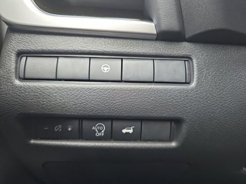 New 2026 Nissan Rogue SV AWD/4WD image 10