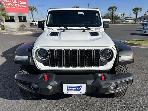 Used 2024 Jeep Wrangler Unlimited Rubicon image 9