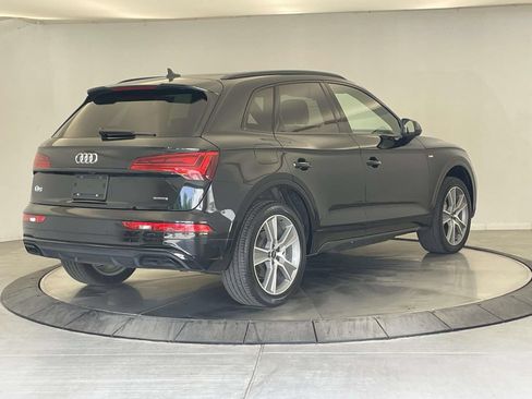 Certified 2025 Audi Q5 2.0T Premium AWD/4WD image 7