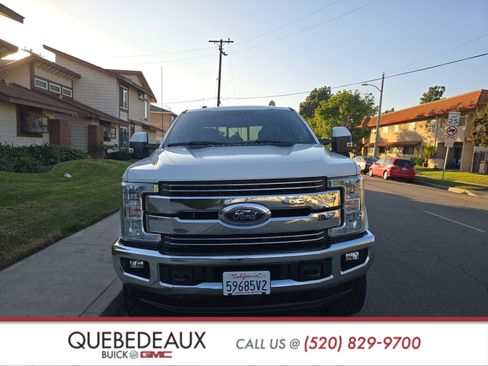 Used 2018 Ford F250 Lariat image 2