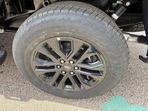 New 2026 Ford F150 Lariat w/ Equipment Group 502A High AWD/4WD image 35