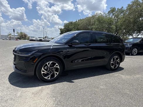 New 2026 Lincoln Nautilus Premier w/ Equipment Group 102A AWD/4WD image 7