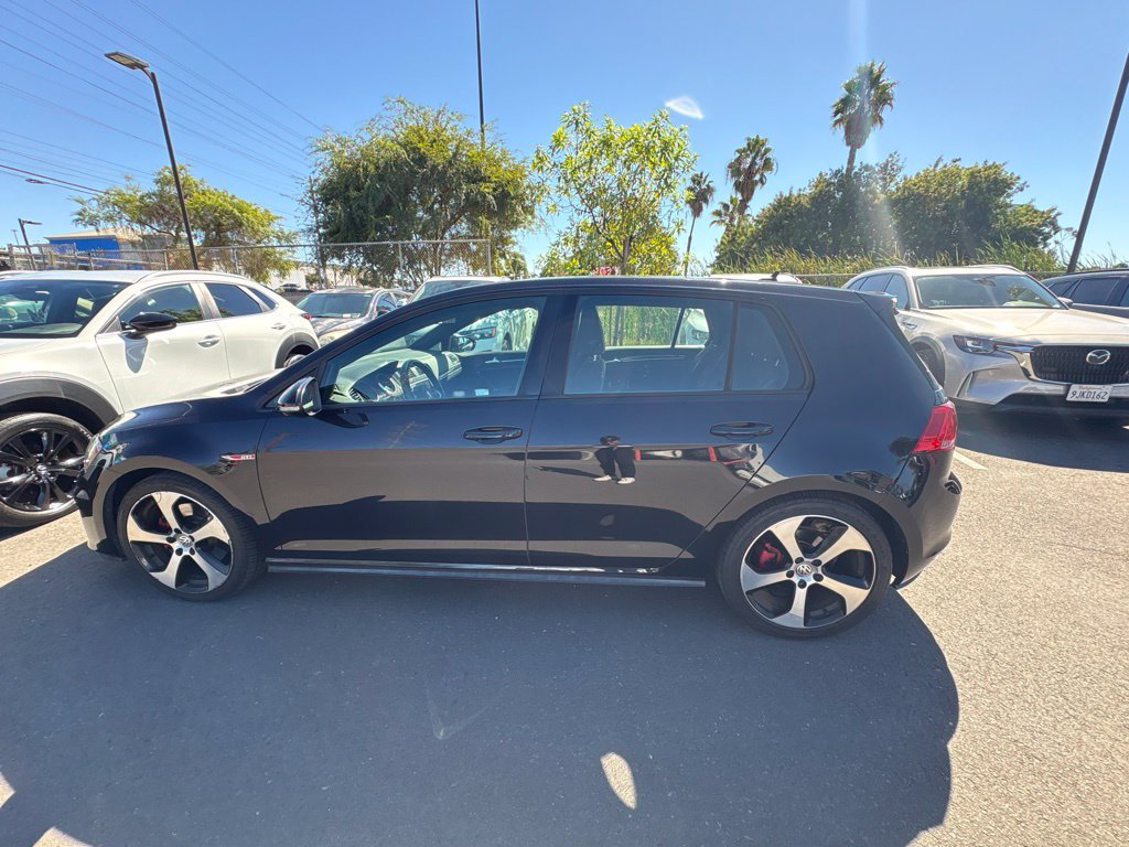 Used 2017 Volkswagen GTI S FWD image 9