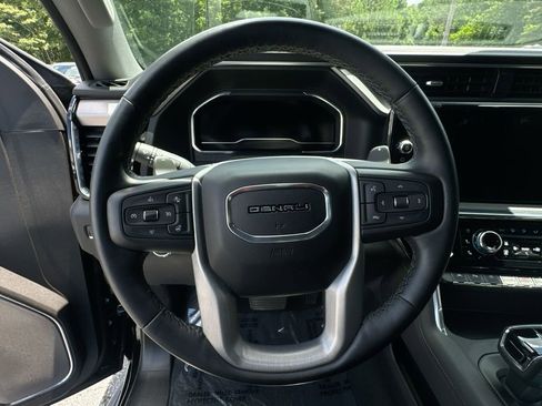 Used 2024 GMC Sierra 1500 Denali w/ Technology Package AWD/4WD image 16