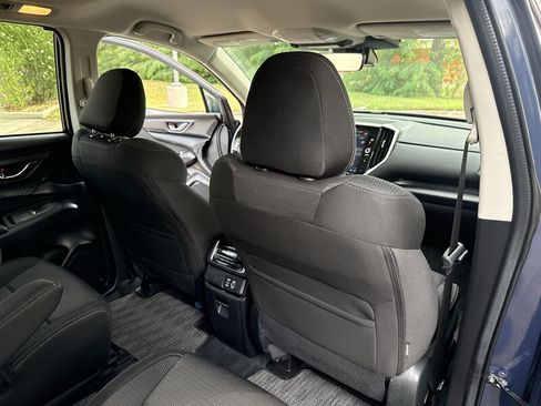 Used 2024 Subaru Ascent Premium w/ Convenience Package AWD/4WD image 31