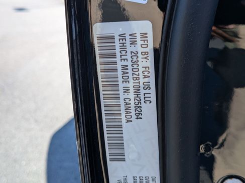 Used 2022 Dodge Challenger R/T w/ Plus Package image 21