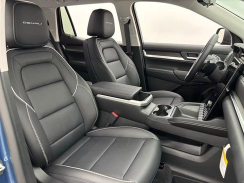 New 2026 GMC Terrain Denali w/ LPO, Floor Liner Package AWD/4WD image 33