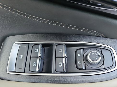Certified 2025 Subaru Outback Limited image 29