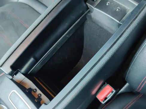 Used 2021 Mercedes-Benz GLA 35 AMG 4MATIC image 32