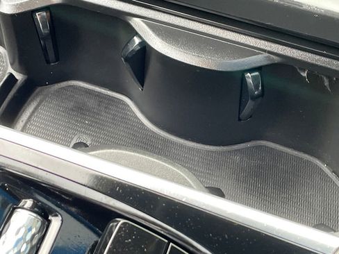 Used 2020 Volvo S60 T6 R-Design image 41