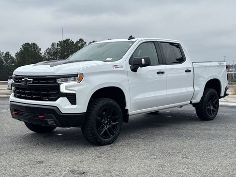 Used 2025 Chevrolet Silverado 1500 LT Trail Boss w/ LT Trail Boss Premium Package image 5