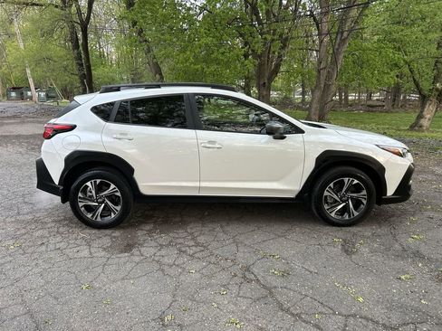 Certified 2024 Subaru Crosstrek 2.0i Premium image 9