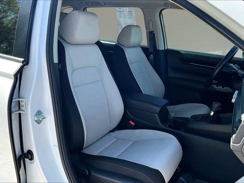 Used 2024 Honda CR-V EX image 27