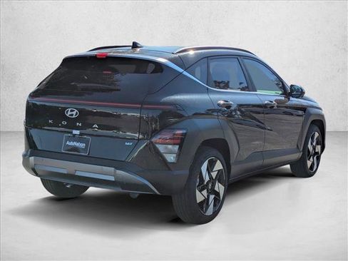 New 2026 Hyundai Kona Limited FWD image 2