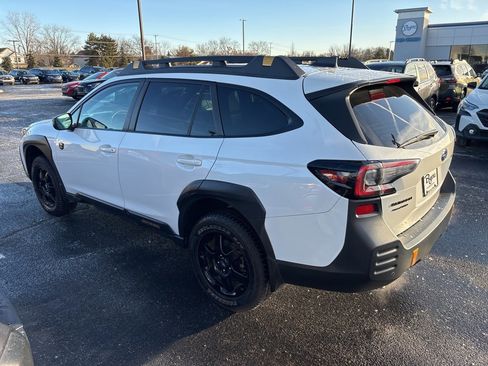 Certified 2022 Subaru Outback Wilderness image 5