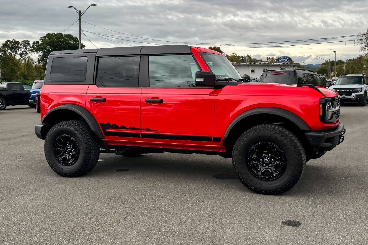 Used 2022 Ford Bronco Wildtrak AWD/4WD image 2