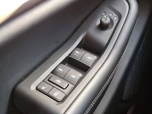 Certified 2024 Jeep Grand Cherokee Altitude image 29