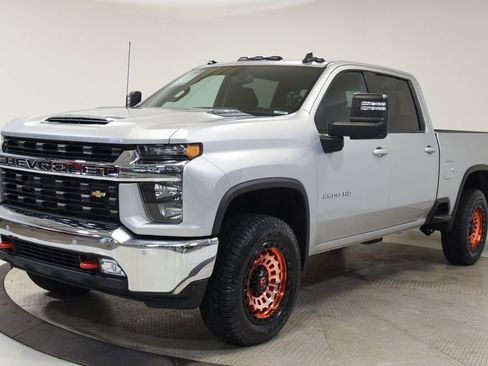 Used 2020 Chevrolet Silverado 2500 LT w/ All Star Edition AWD/4WD image 9