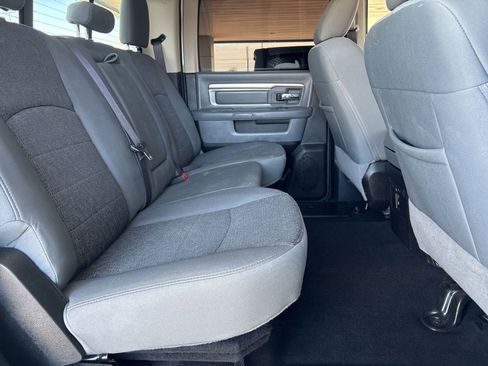 Used 2018 RAM 2500 Big Horn image 27