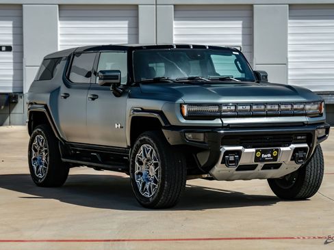 Used 2024 GMC Hummer EV 3X image 20