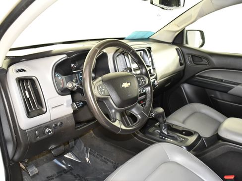 Used 2015 Chevrolet Colorado W/T RWD image 39