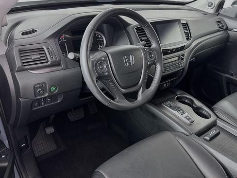 Certified 2023 Honda Ridgeline RTL image 9